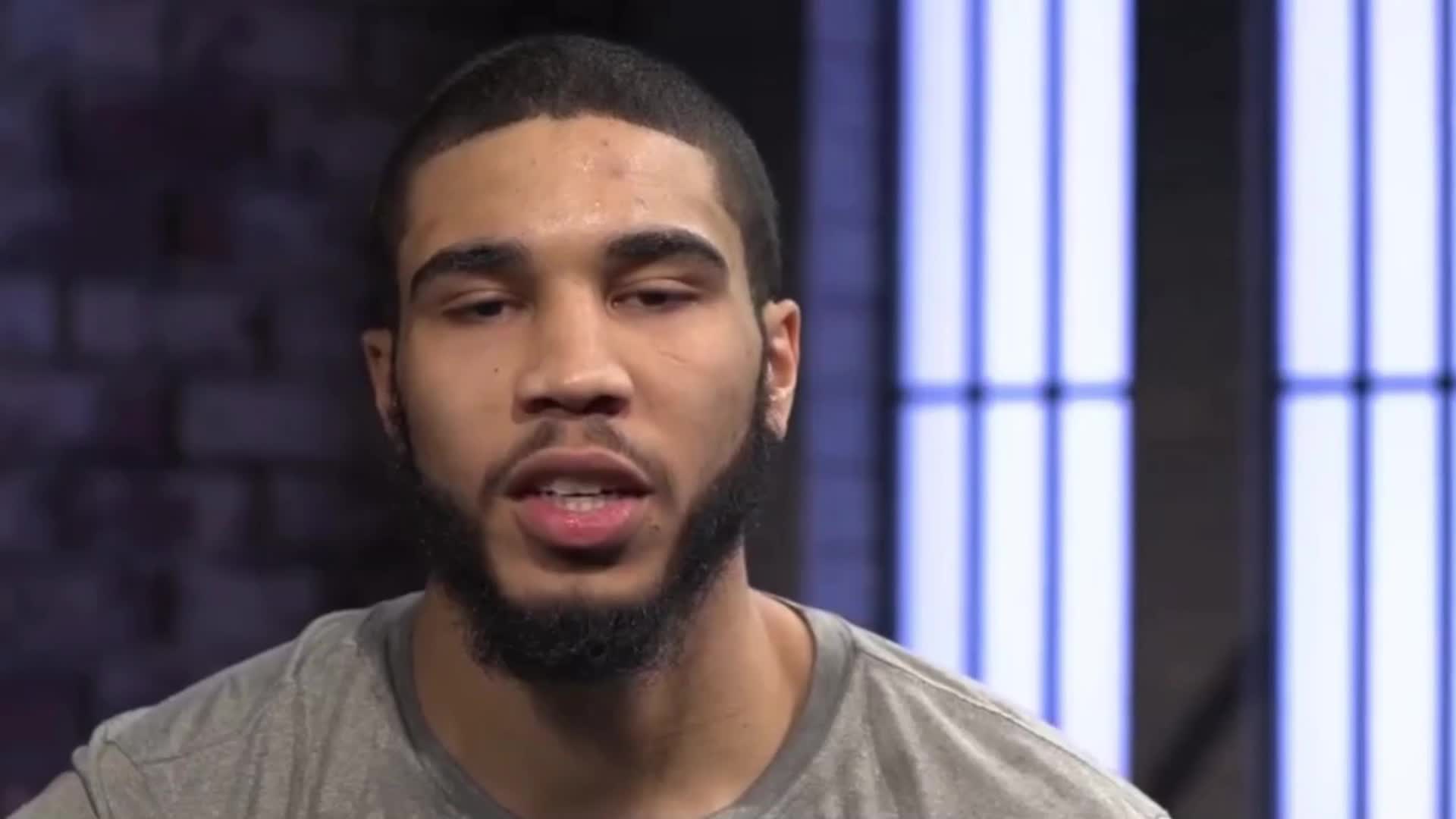 AYX爱游戏正版APP塔图姆官方宣布最后时刻胜出新规，IG引发争议！的简单介绍