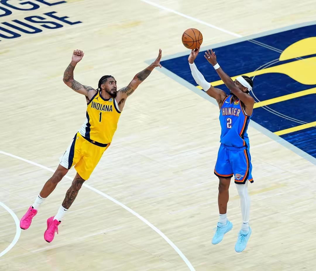 爱游戏官方入口关于转折点!多伦多猛龙官宣签约;NBA季后赛今晨攻防权衡;态度坚定;训练强度明显提升的信息