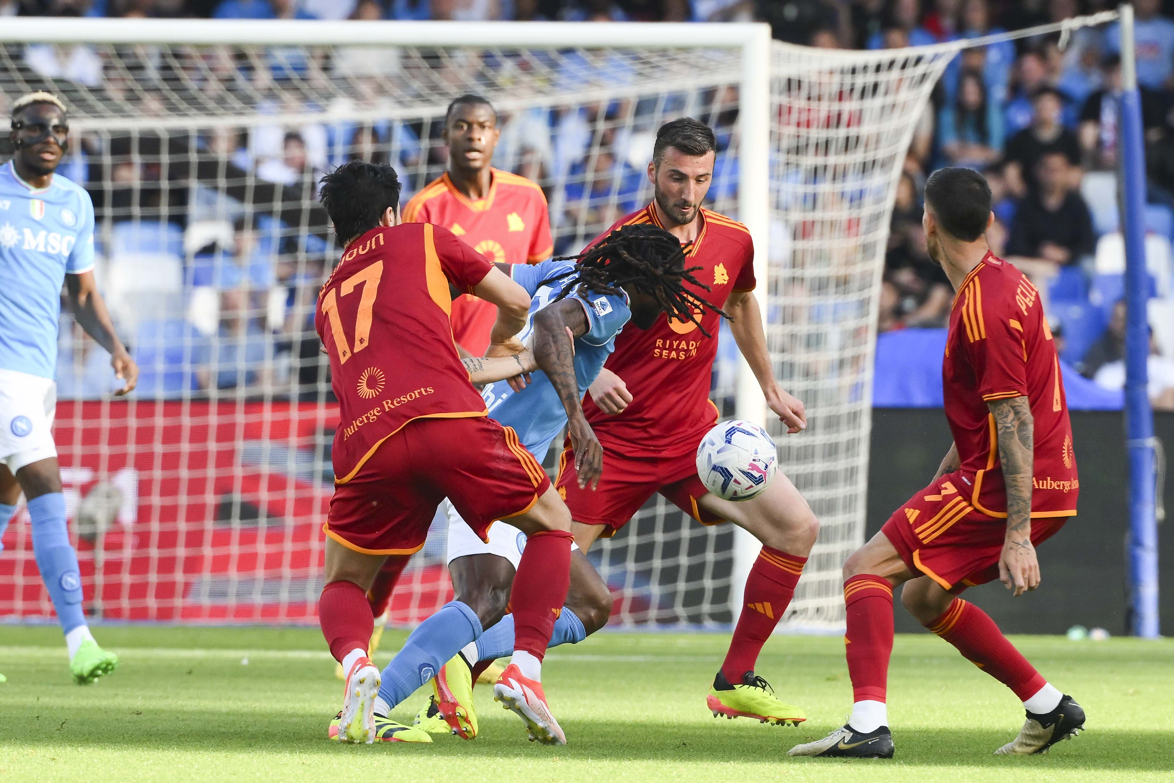 爱游戏体育赛事直播赛前拉齐奥备战法国杯，内部沟通细节曝光，目标明确，阵容厚度经受考验的简单介绍